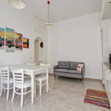 Casa Maroi Metro A Cornelia 2 Da Letto דירה *